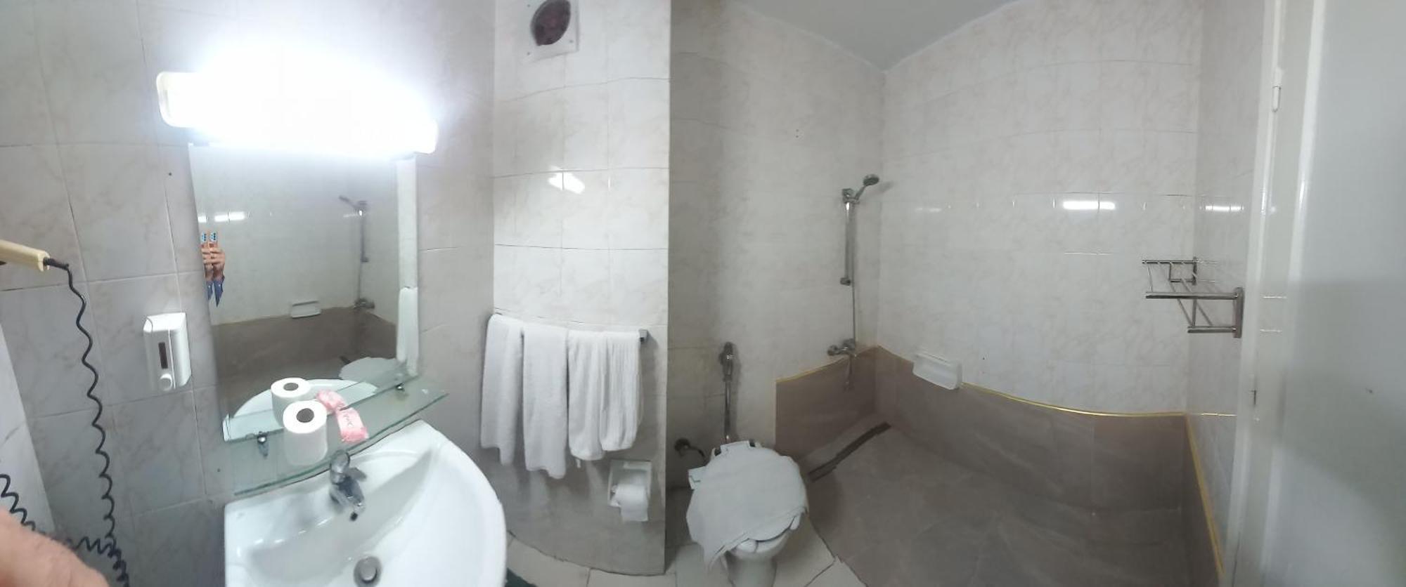 New Pola Hotel Luxor Buitenkant foto