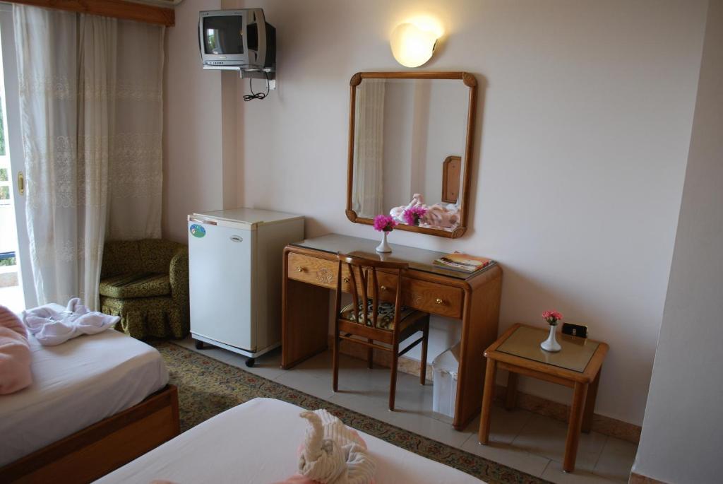 New Pola Hotel Luxor Buitenkant foto