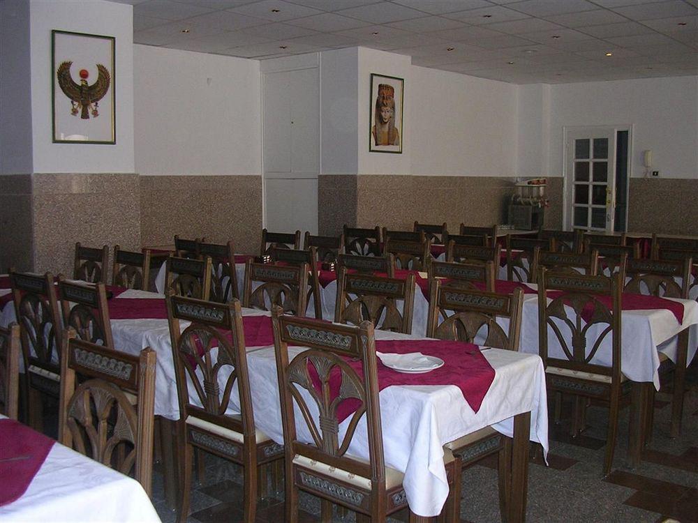 New Pola Hotel Luxor Buitenkant foto